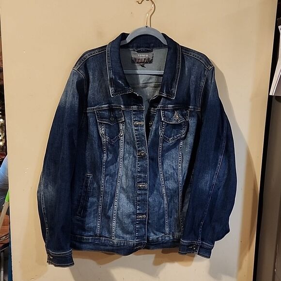 Torrid Jackets & Blazers - Torrid jean jacket size 4